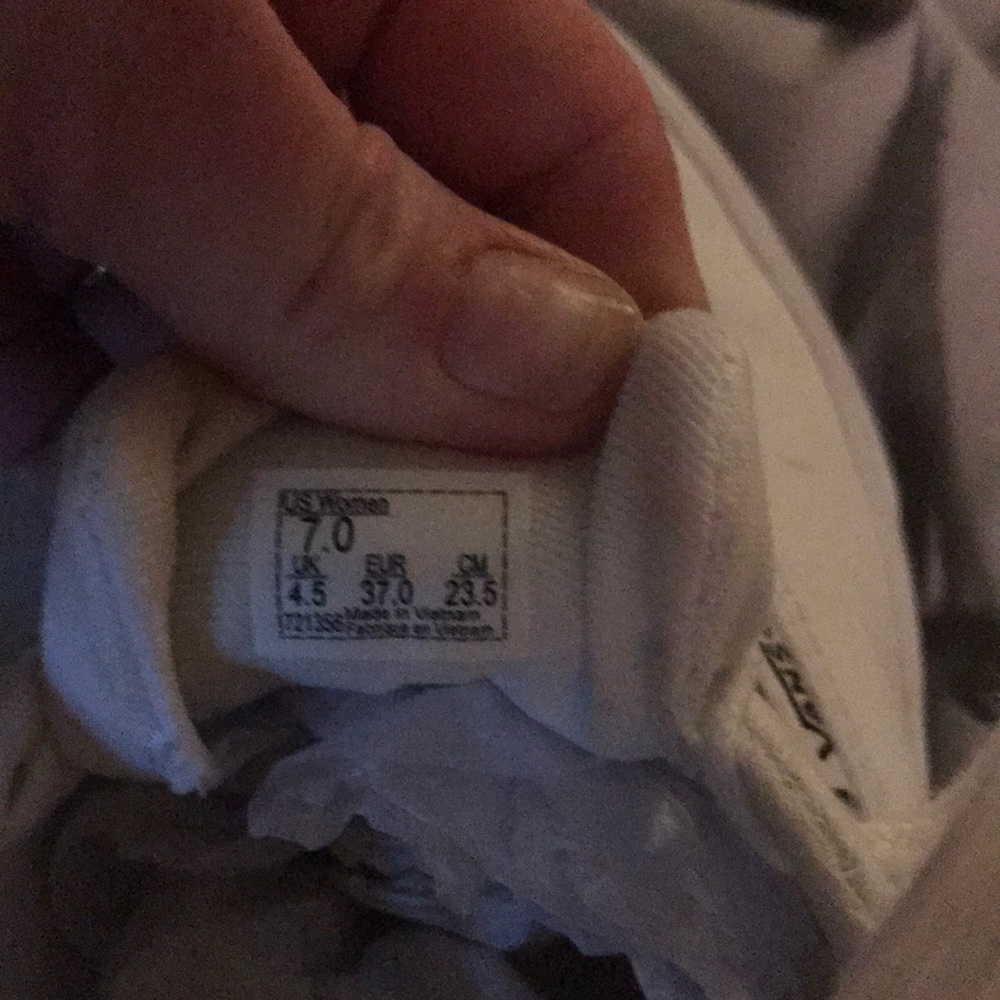 Vans - Picture 5 of 5